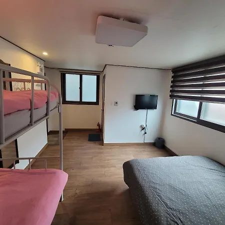 Olive Hostel Myeongdong Seoul Exterior photo