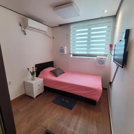Olive Hostel Myeongdong Seoul Exterior photo