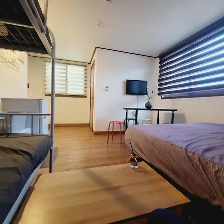 Olive Hostel Myeongdong Seoul Exterior photo