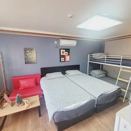 Olive Hostel Myeongdong Seoul Exterior photo