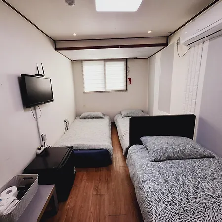 Olive Hostel Myeongdong Seoul Exterior photo