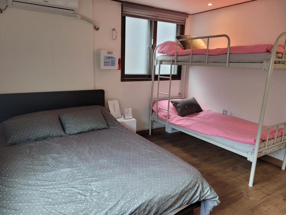 Hostel Olive Myeongdong